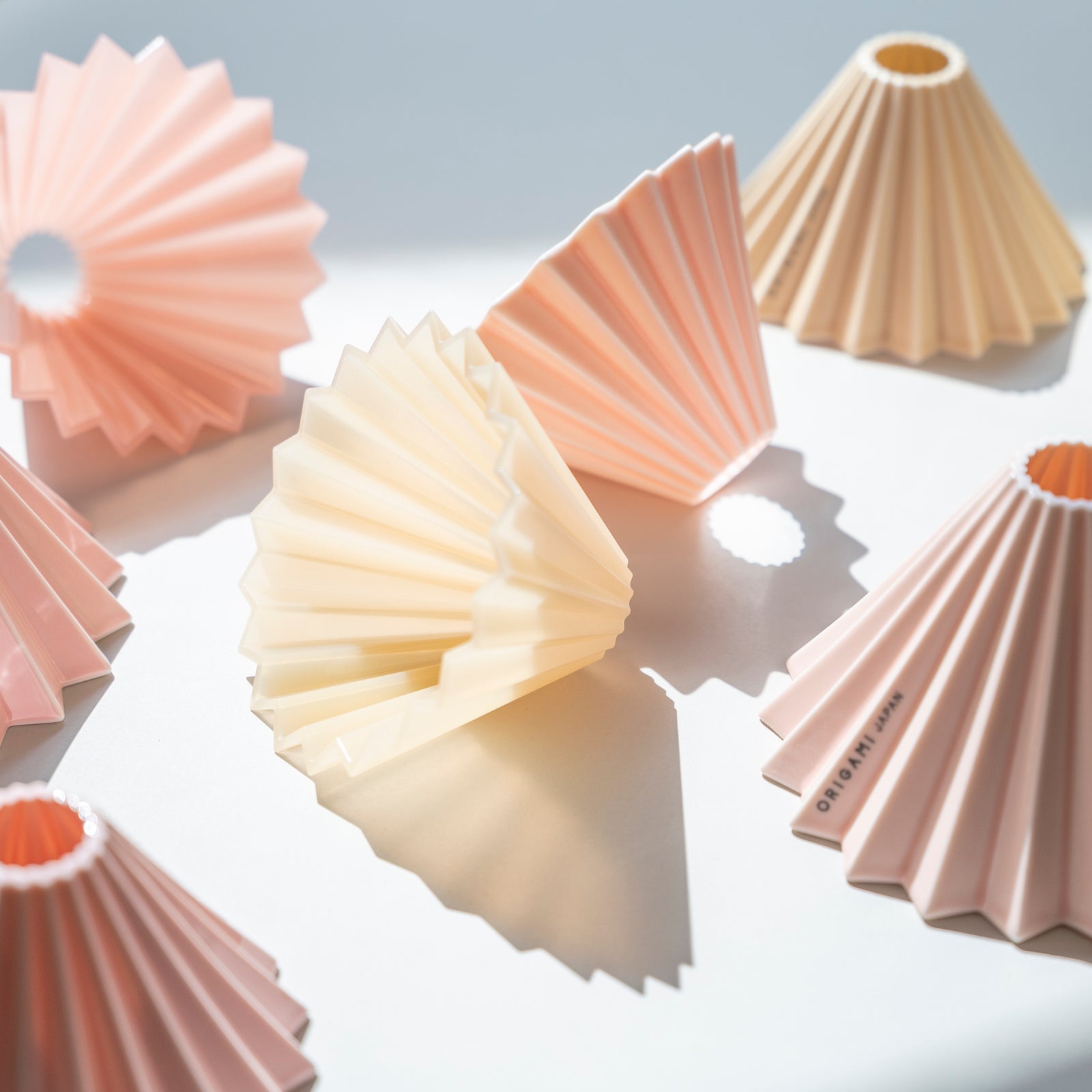 【Restock】ORIGAMI Dripper: Air vs. Porcelain Comparison